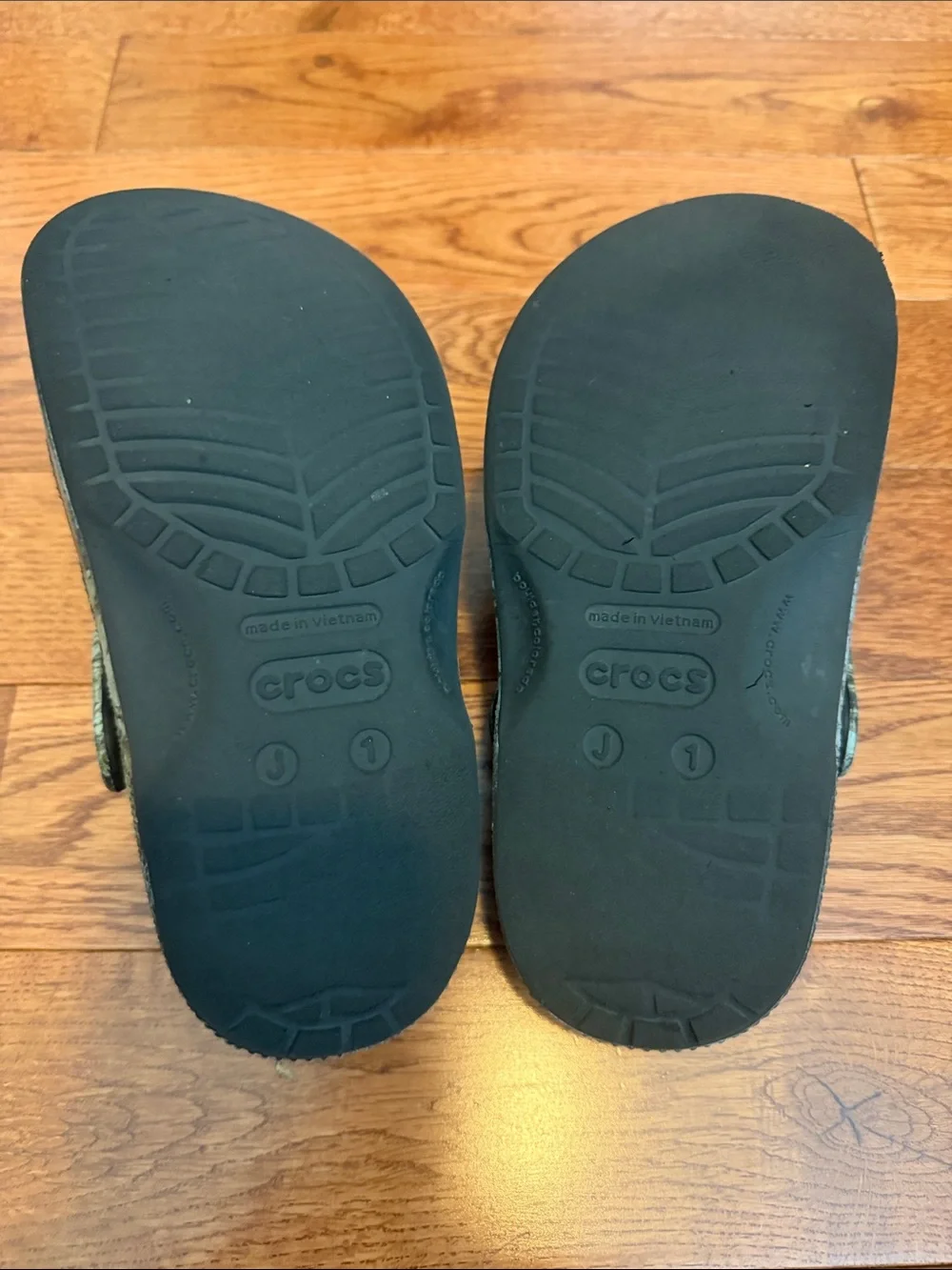 CROCS kids green